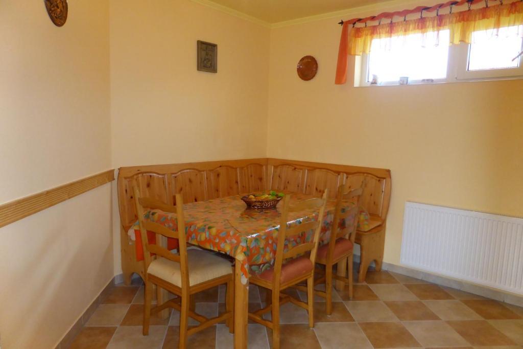 Napfeny Apartman Es Vendeghaz Egerszalók Cameră foto